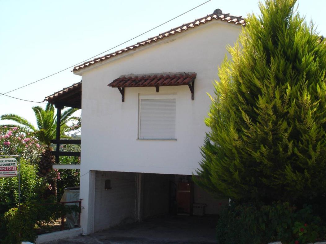 Ilias Appartements Tsaprounis Ellinika  Esterno foto